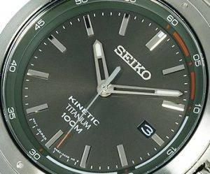 Reloj Seiko modelo SKA713P1-2